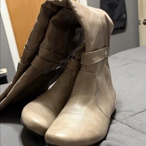 Stylish Tan Over the Knee Boots Women’s Size 7